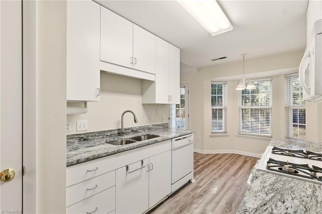 1200 Bayford Court, High Point, NC 27265