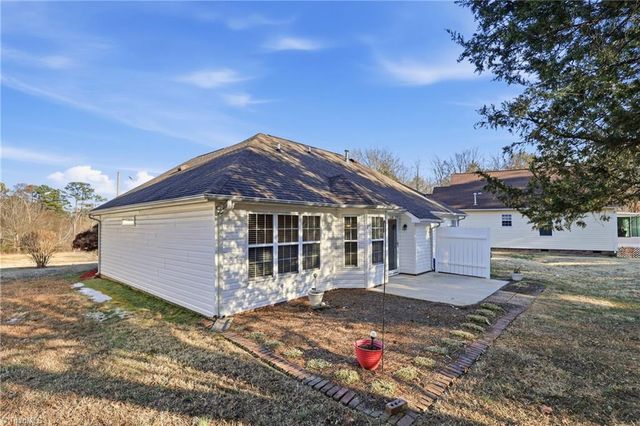 1200 Bayford Court, High Point, NC 27265