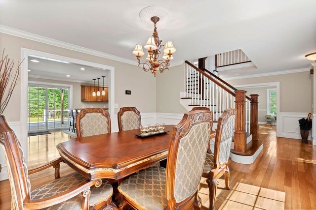 24 Fireside Drive, Epping, NH 03042