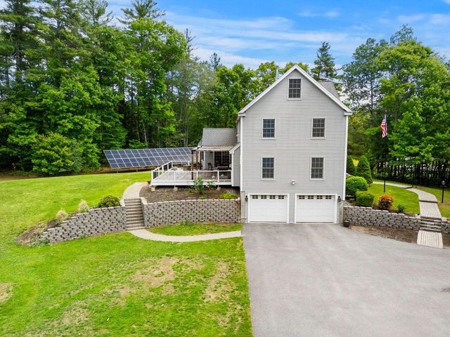 24 Fireside Drive, Epping, NH 03042