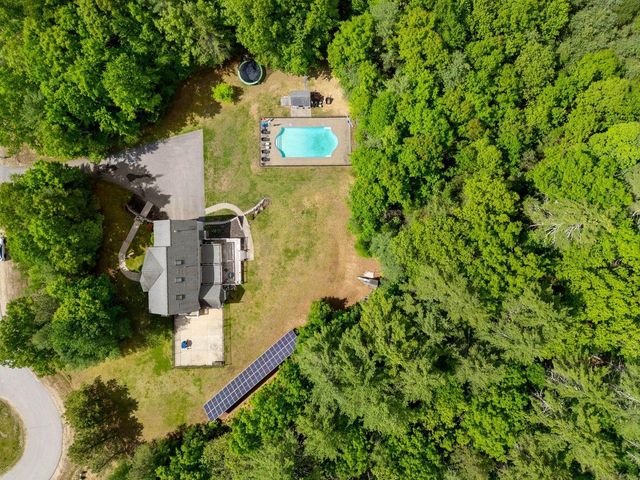 24 Fireside Drive, Epping, NH 03042