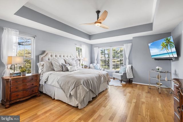 323 CHERRY LN, Kennett Square, PA 19348