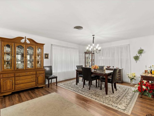 618 Walnut St., Gilmer, TX 75644