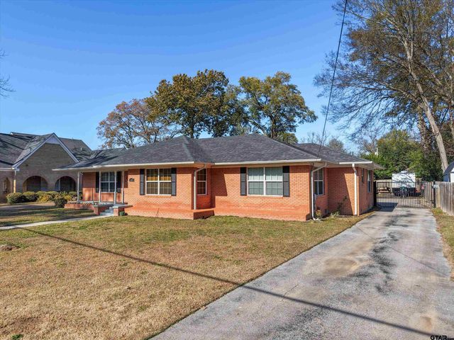 618 Walnut St., Gilmer, TX 75644