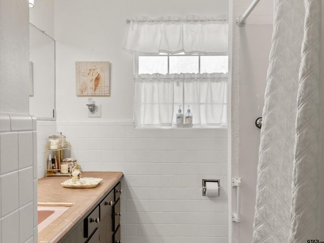 618 Walnut St., Gilmer, TX 75644