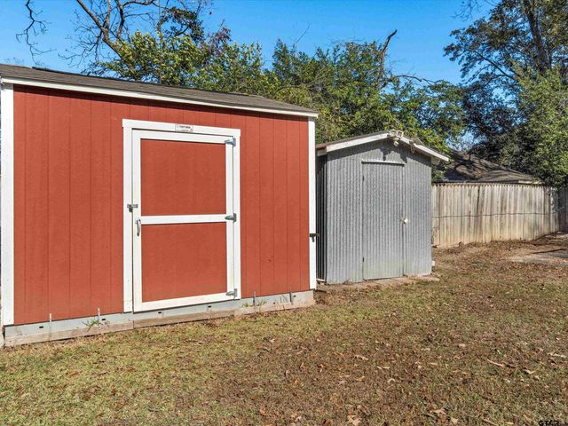 618 Walnut St., Gilmer, TX 75644