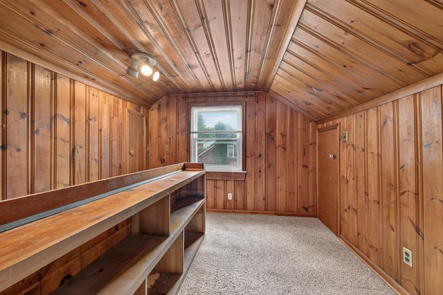 9961 Niver Avenue, Allen Park, MI 48101
