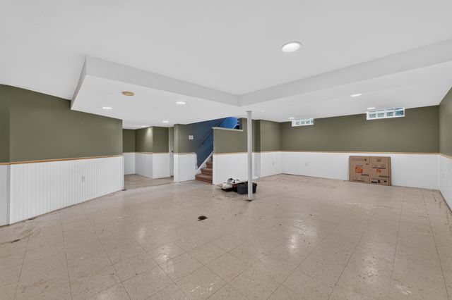 9961 Niver Avenue, Allen Park, MI 48101