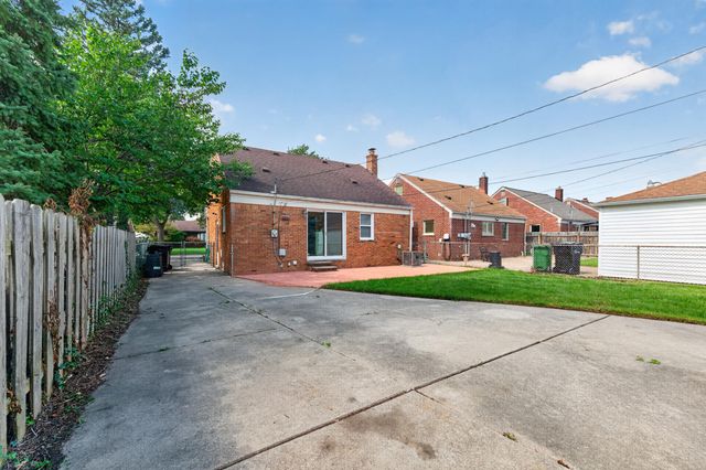 9961 Niver Avenue, Allen Park, MI 48101