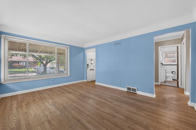 9961 Niver Avenue, Allen Park, MI 48101