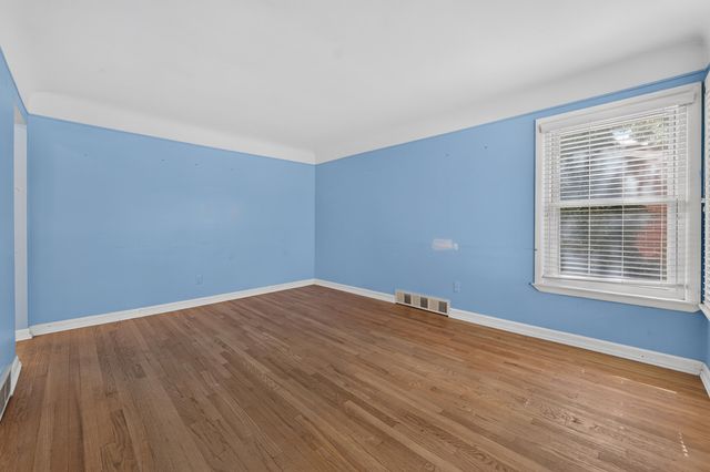 9961 Niver Avenue, Allen Park, MI 48101