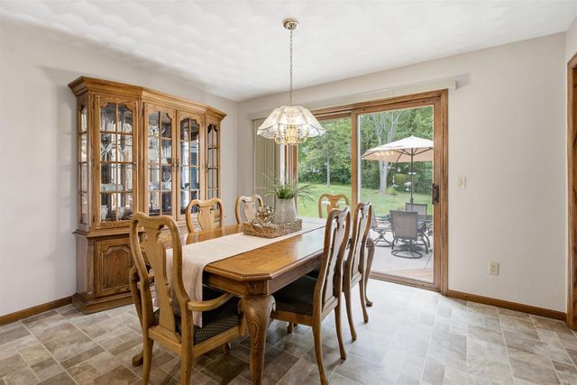 W6817 APPLETREE COURT, Greenville, WI 54942
