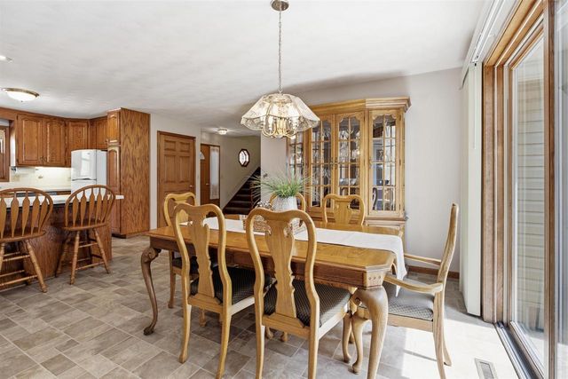 W6817 APPLETREE COURT, Greenville, WI 54942