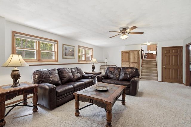 W6817 APPLETREE COURT, Greenville, WI 54942