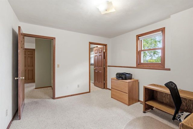 W6817 APPLETREE COURT, Greenville, WI 54942