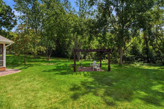 W6817 APPLETREE COURT, Greenville, WI 54942