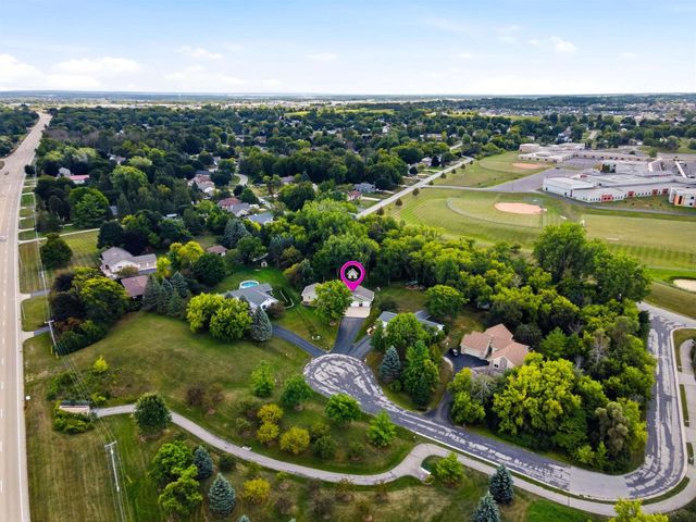 W6817 APPLETREE COURT, Greenville, WI 54942