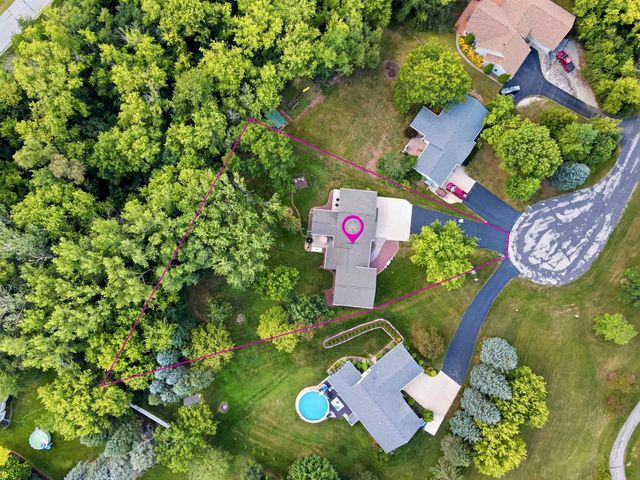 W6817 APPLETREE COURT, Greenville, WI 54942