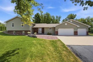 W6817 APPLETREE COURT, Greenville, WI 54942