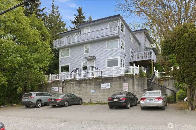 1401 W Bertona Street, Seattle, WA 98119
