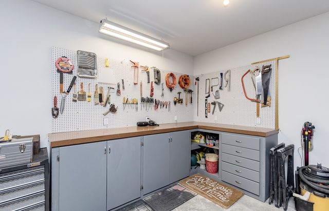 2426 SW Vineyard Lane, Ankeny, IA 50023