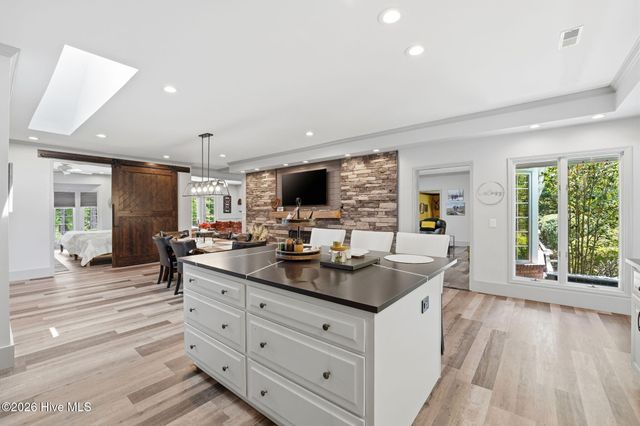 210 Quail Hollow Drive, Pinehurst, NC 28374