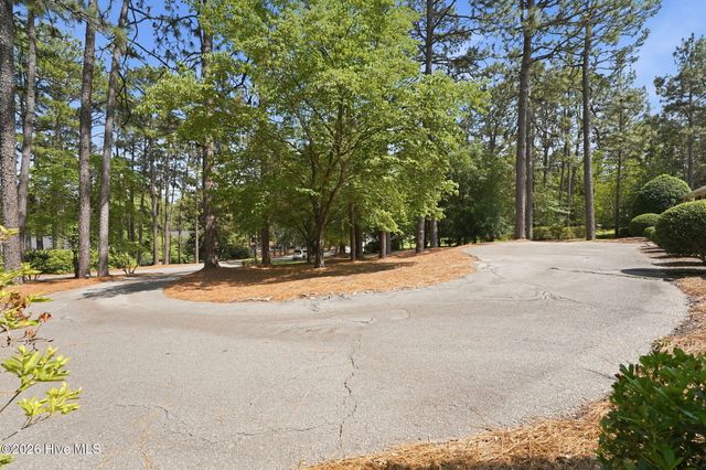 210 Quail Hollow Drive, Pinehurst, NC 28374