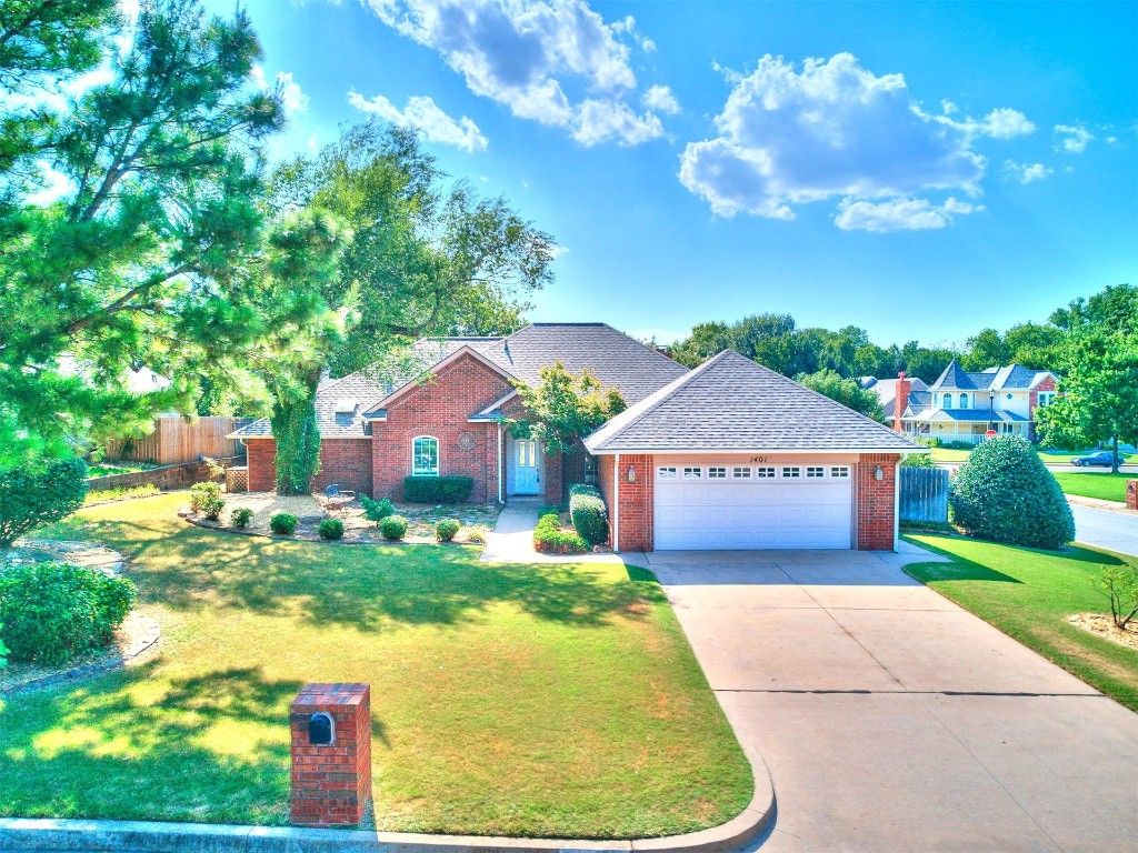 1401 Carrick Court, Edmond, OK 73034