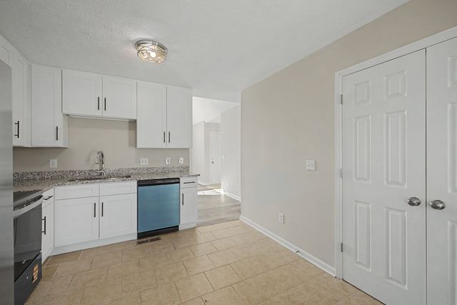 1023 Tyler Ct, Murfreesboro, TN 37130