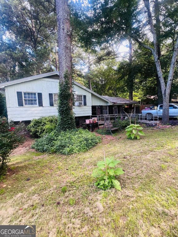 2749 Shelley Lane, Ellenwood, GA 30294