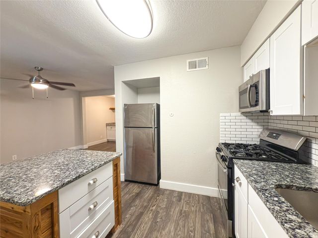 5928 Fletcher Avenue 16, Fort Worth, TX 76107
