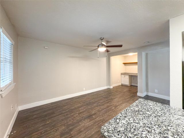 5928 Fletcher Avenue 16, Fort Worth, TX 76107