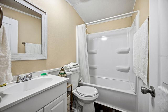 229 SW BARWICK TERRACE, Lake City, FL 32024