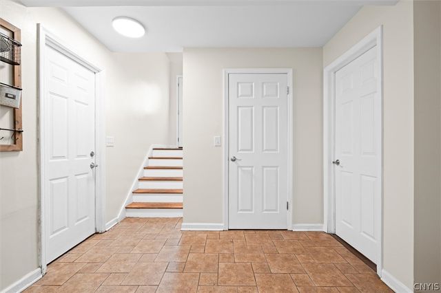4557 Abbey Road, Onondaga, NY 13215