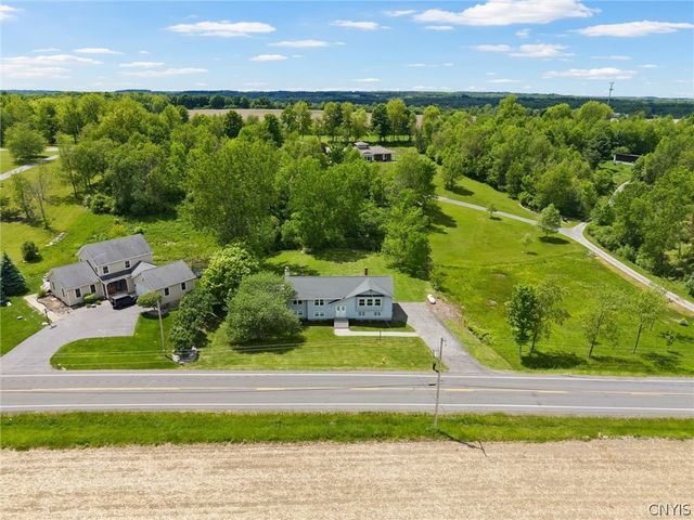 4557 Abbey Road, Onondaga, NY 13215
