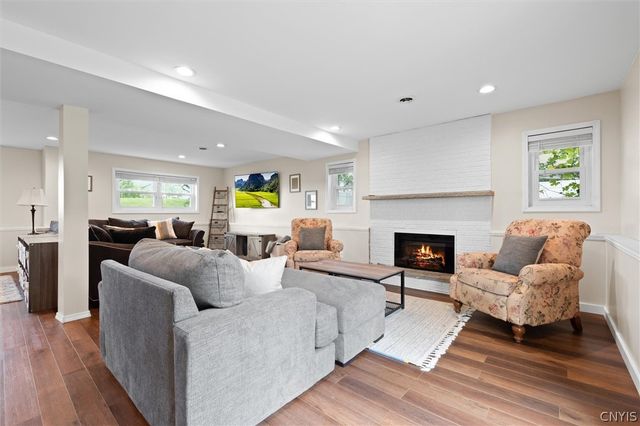 4557 Abbey Road, Onondaga, NY 13215