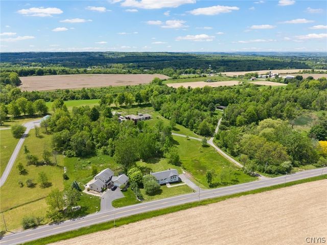 4557 Abbey Road, Onondaga, NY 13215