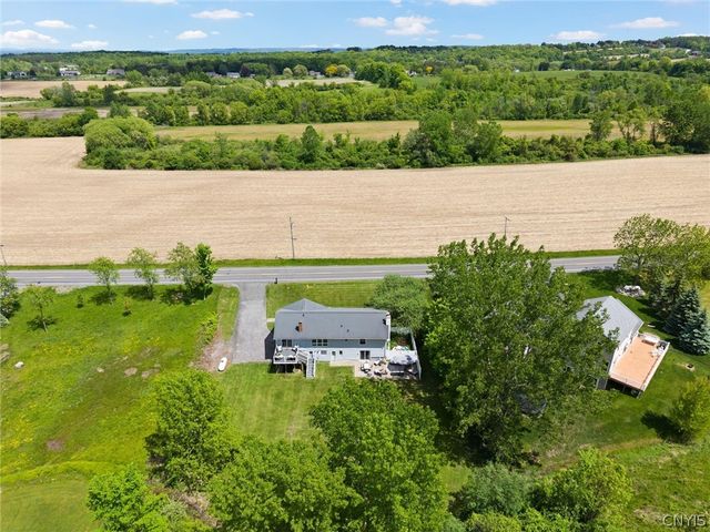 4557 Abbey Road, Onondaga, NY 13215