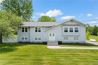 4557 Abbey Road, Onondaga, NY 13215