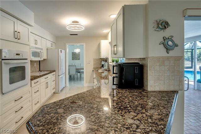 5966 SW 1st CT, Cape Coral, FL 33914