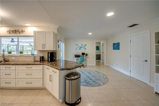 5966 SW 1st CT, Cape Coral, FL 33914