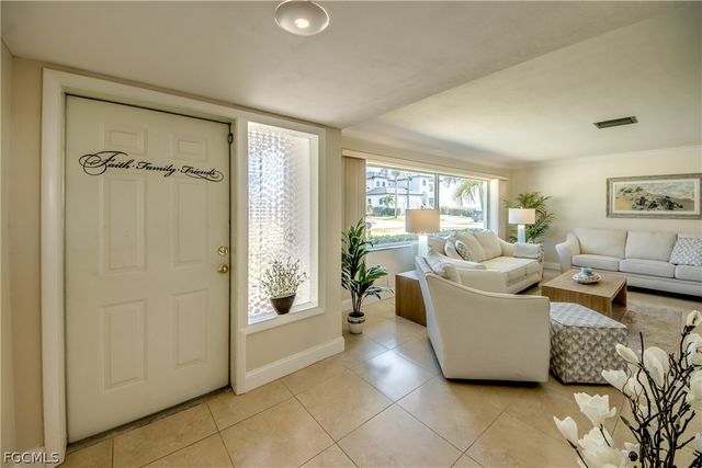 5966 SW 1st CT, Cape Coral, FL 33914