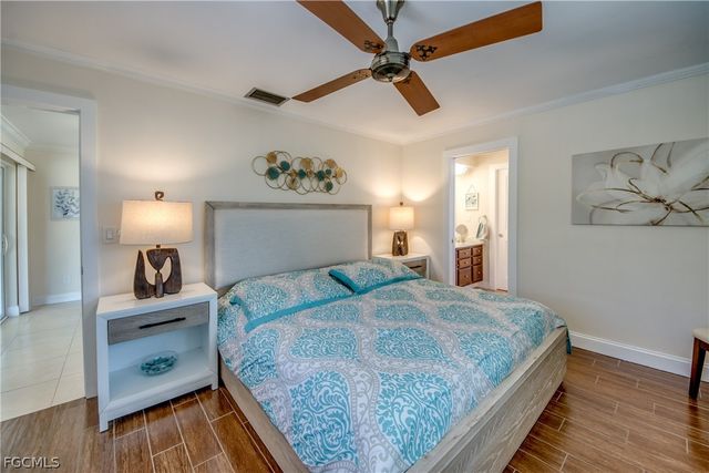 5966 SW 1st CT, Cape Coral, FL 33914