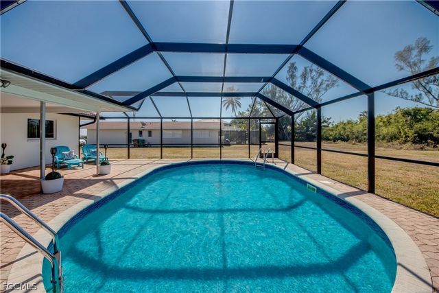 5966 SW 1st CT, Cape Coral, FL 33914