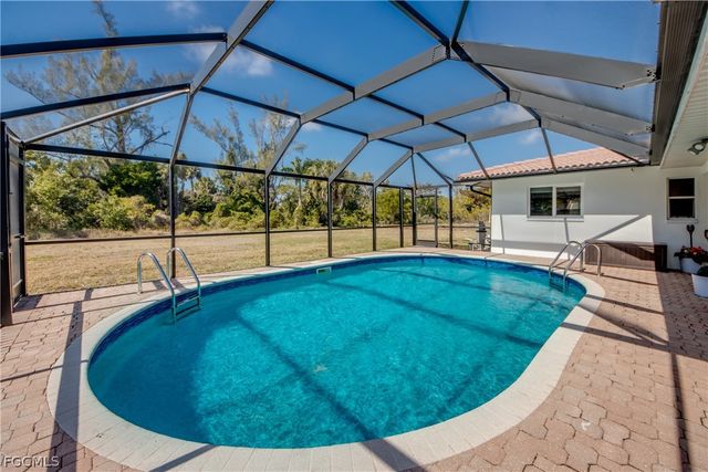 5966 SW 1st CT, Cape Coral, FL 33914