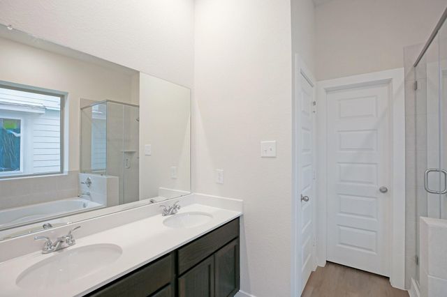 1183 Lilly Lane, Bellville, TX 77418