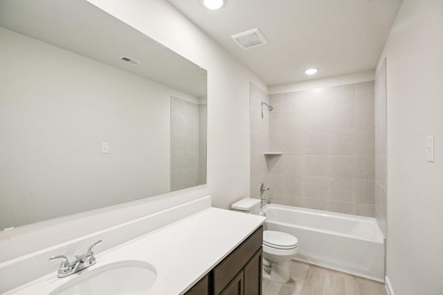 1183 Lilly Lane, Bellville, TX 77418