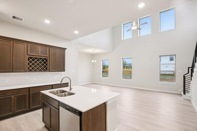 1183 Lilly Lane, Bellville, TX 77418