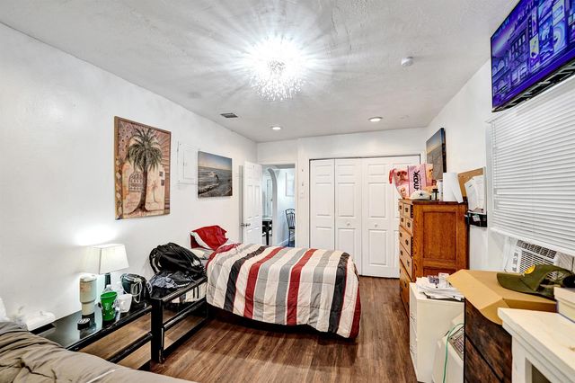 2442 FUNSTON Street, Hollywood, FL 33020