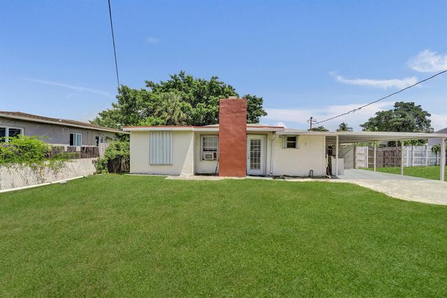 2442 FUNSTON Street, Hollywood, FL 33020